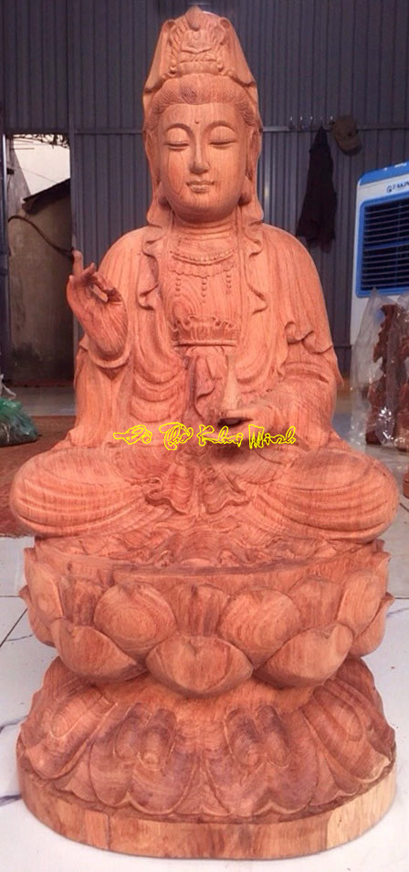 Tượng Phật Bà gỗ Hương