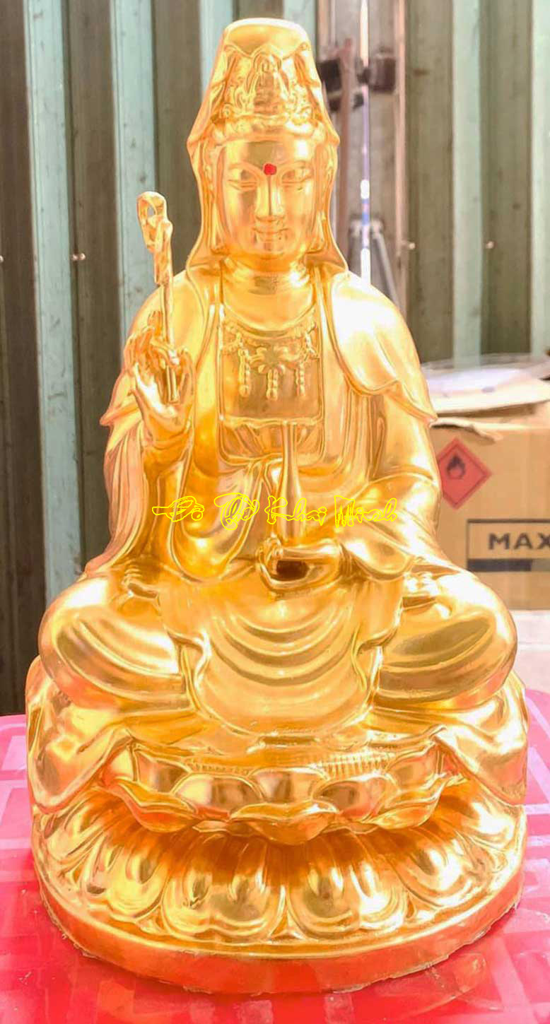 Tượng Phật Bà Quan Âm dát vàng