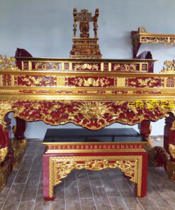 Mẫu Sập thờ hai cấp sơn son thếp bạc kèm bàn thờ treo