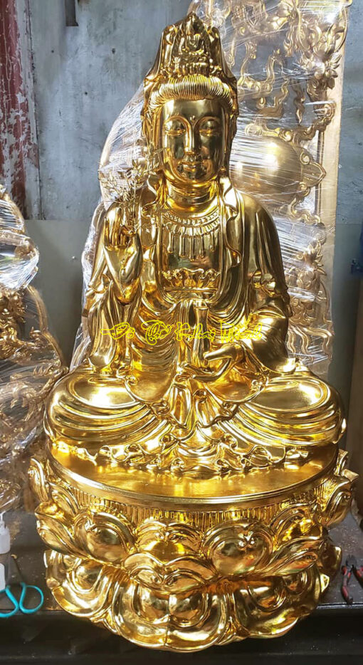 Tượng Phật Bà Quan Âm ngồi đài sen